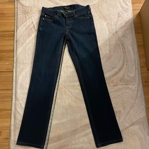 White House Black Market Noir size 4R jeans only worn once!